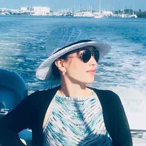 Meet your Posher, Amy